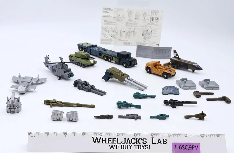 Bruticus 100% Complete NEAR MINT Vintage 1986 G1 Transformers Hasbro Figure - Image 2 of 4