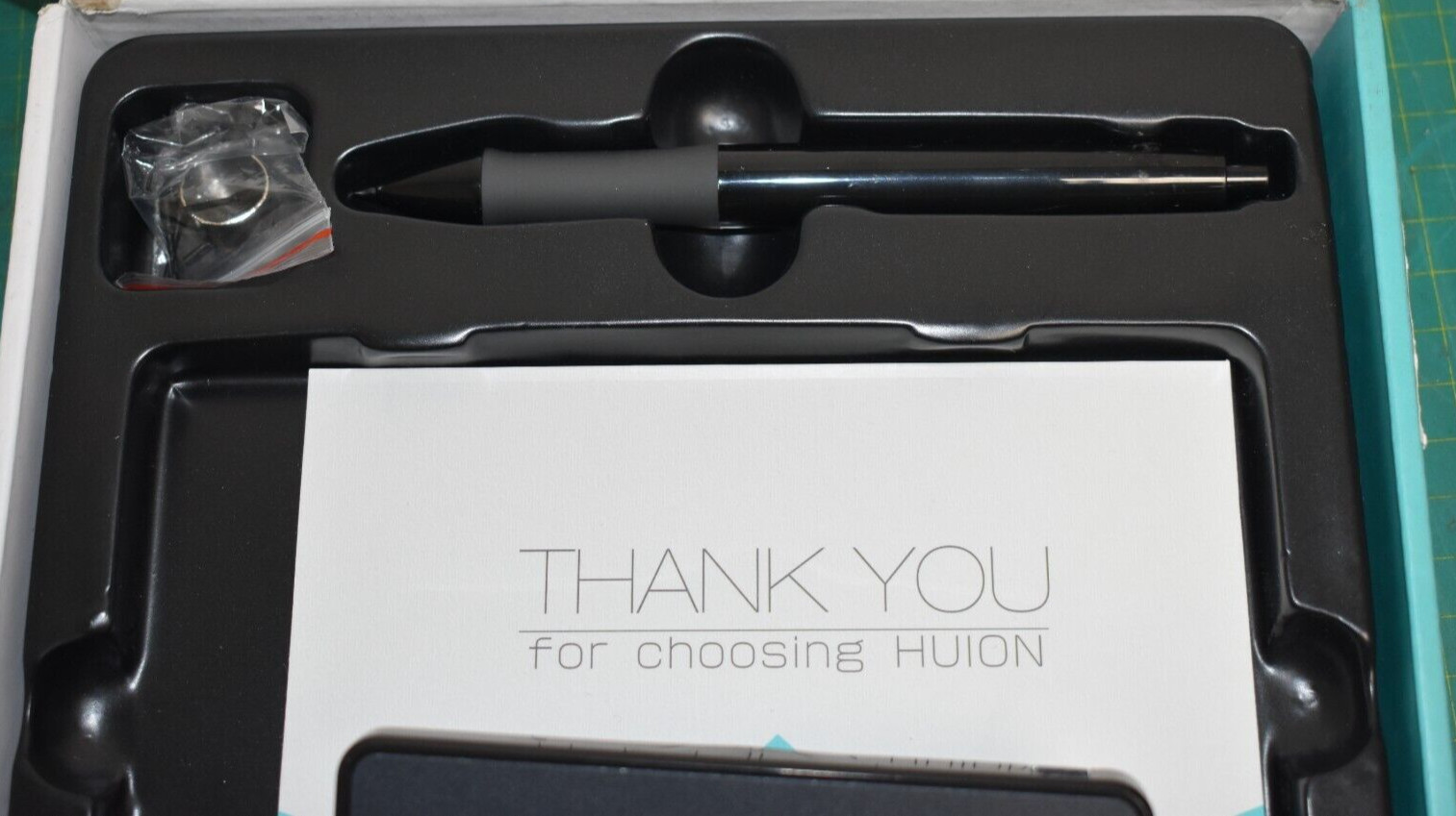 как выглядит HUION H420 Graphics Tablet 4 2.23 Inches OPEN BOX Drawing Signing USB Pen Tablet фото