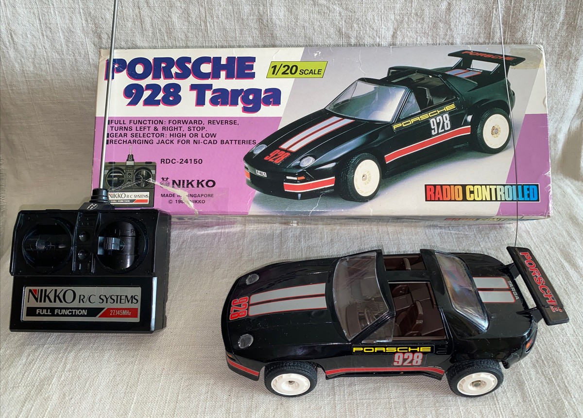 1/24スケール　NIKKO ポルシェ928オープンカスタム　ラジコン Vintage 1985 Nikko PORSCHE 928 TARGA R/C Car W/ Original Box, 1:24