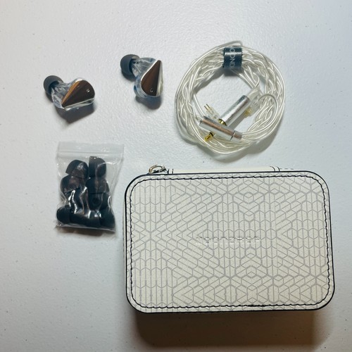 Used,Moondrop Blessing 3 In-Ear Monitors 2DD+4BA Hybrid IEMs, Fast Ship - Picture 9 of 12