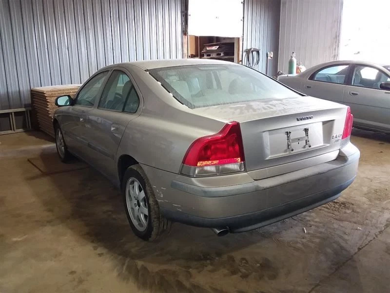 Cacerola de aceite sedán sin sensor de aceite compatible con 01-09 VOLVO 60 SERIES 1993394 Foto 4 de 4