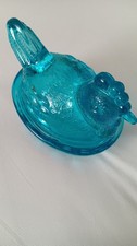 Kleines blaues Butterhuhn aus blauen Pressgla...