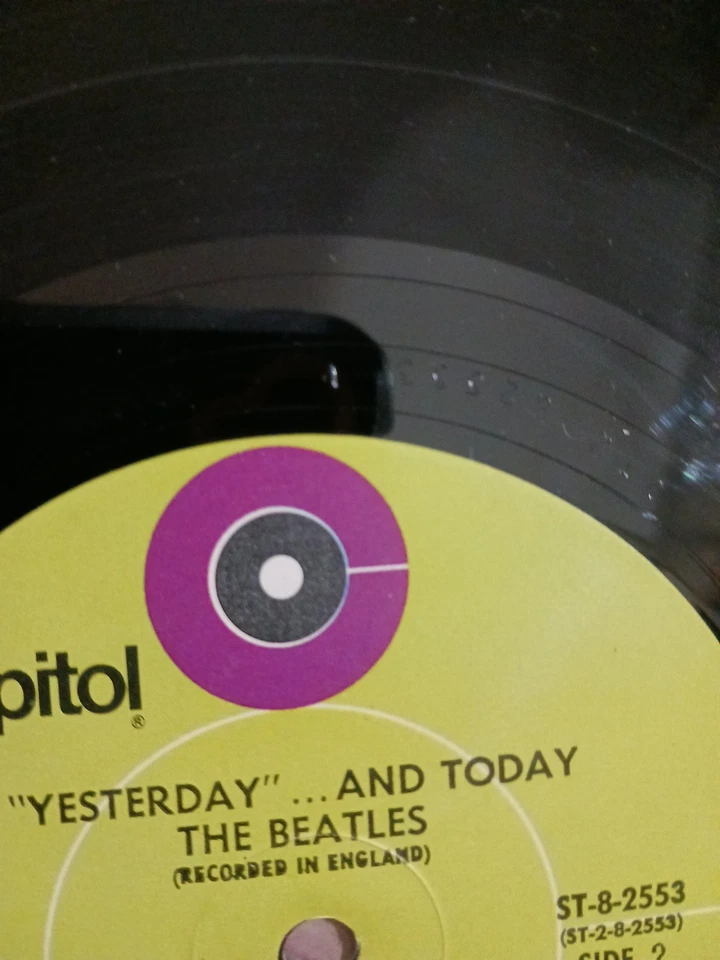 Beatles * Yesterday and Today * Record Club * UNDOCUMENTED *Hybrid Label *EX/EX - Image 3 of 4