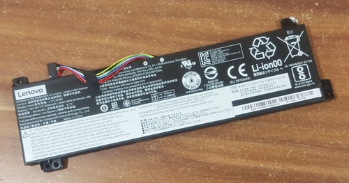 90% Original Lenovo Thinkpad Akku L17C2PB3 30Wh für V130 V330