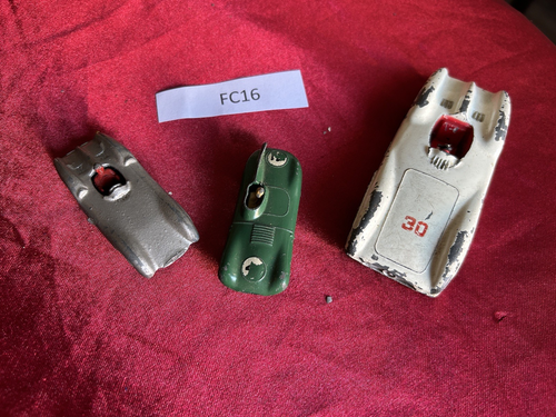 Dinky Meccano 23A - Voiture De Course - Rouge Et Argent - Restaurée / Repeinte