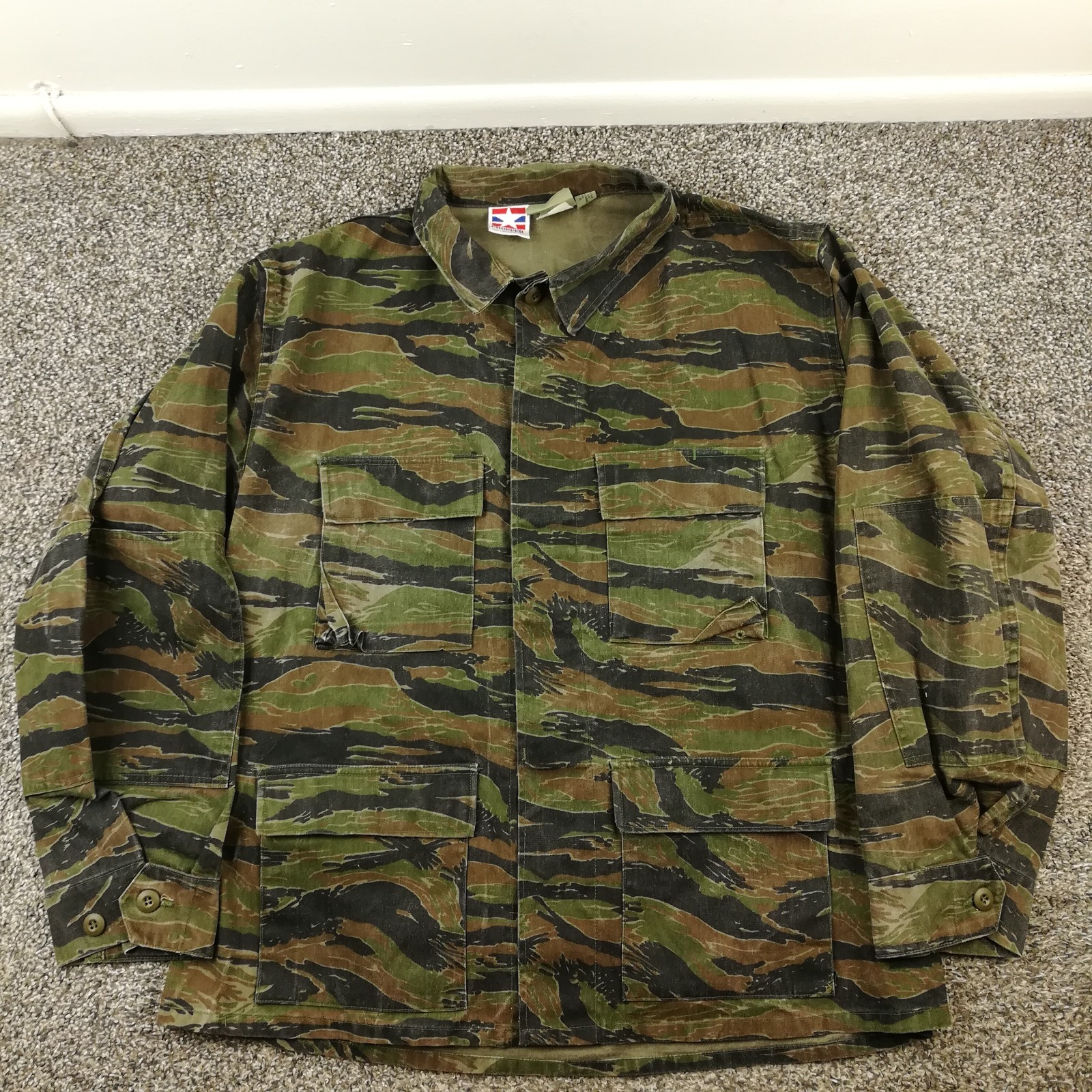 Picture 1 of 10