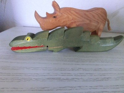 Ostheimer Figuren Raritäten Sammlung Krokokil mit Klappmaul Nashorn Brandstempel