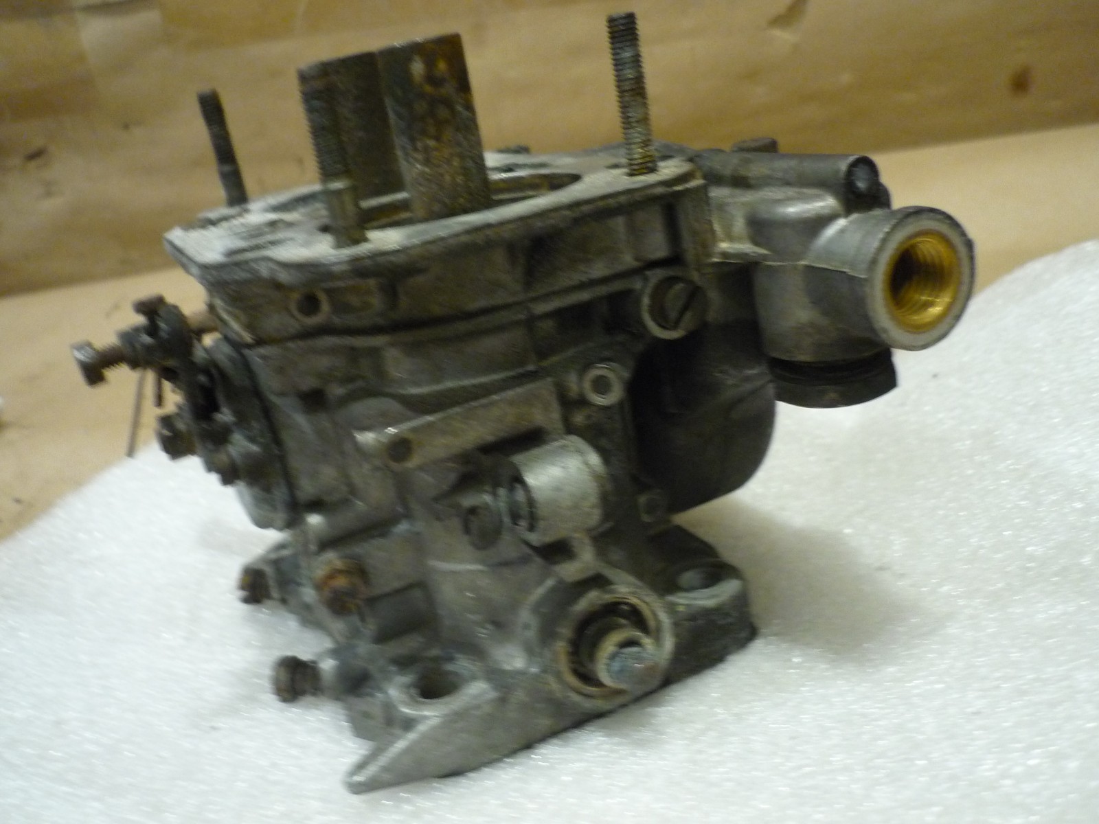 Ferrari 308 - LH Rear Carburetor Weber 40 DCNF 74 (Damage)- P/N 111729
