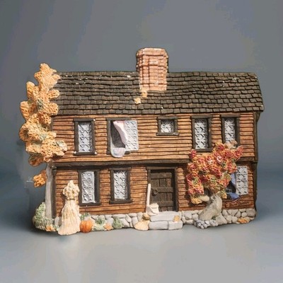 Vintage Brian Baker's DejaVu Collection 'Country Barn' #1527
