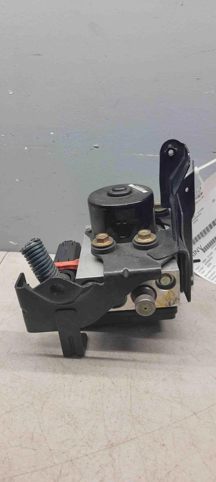 ✅ 2005 NISSAN ARMADA ABS PUMP PN:476607S065 OEM - Image 4 of 4