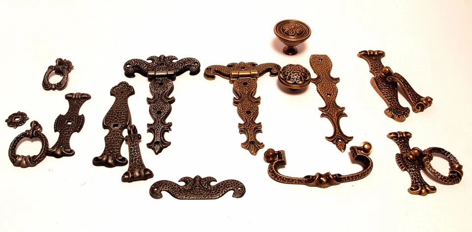  Möbelbeschläge Möbelscharniere Möbelband oder Griffe  zur Auswahl Alu oder Ms