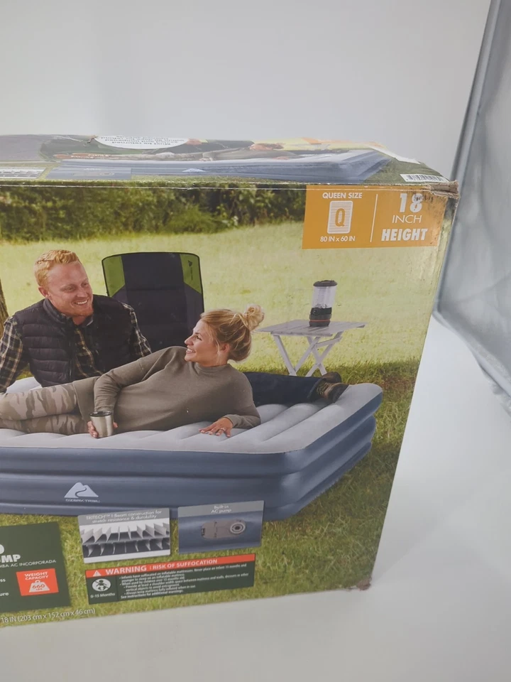 Cama de aire Queen con bomba de aire acondicionado incorporada (Ozark Trail) 18 pulgadas de altura Foto 3 de 4