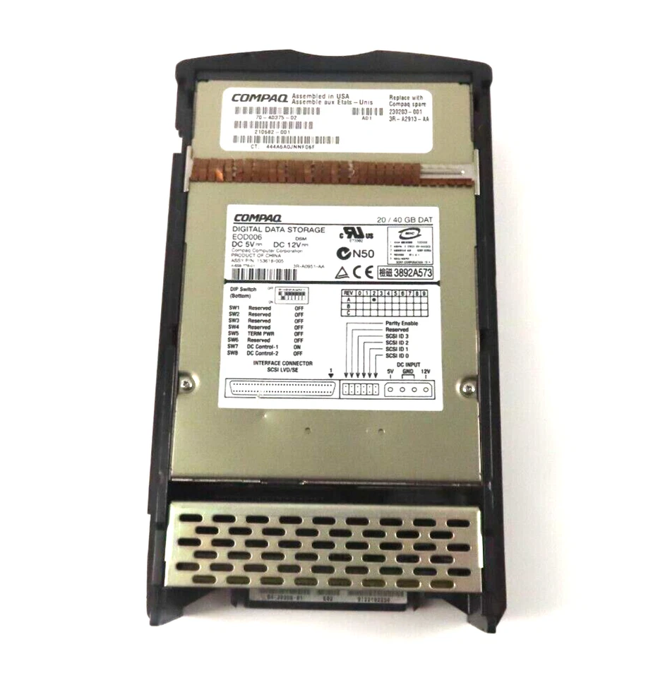 Compaq DDS-4 20/40GB SCSI LVD Hot Plug Internal Tape Drive - 230203-001 - Image 2 of 4