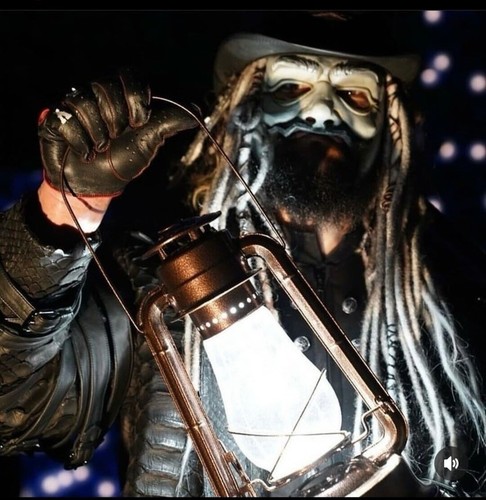UNCLE HOWDY Wyatt SICKS WORKING Lantern Full Sized Replica NYC Artist GHOST WWE - Picture 12 of 12