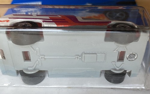 VINTAGE 1997 HOT WHEELS BEACH BLASTER RARE WHITE COLLECTOR #528 BLUE CARD - Picture 6 of 7