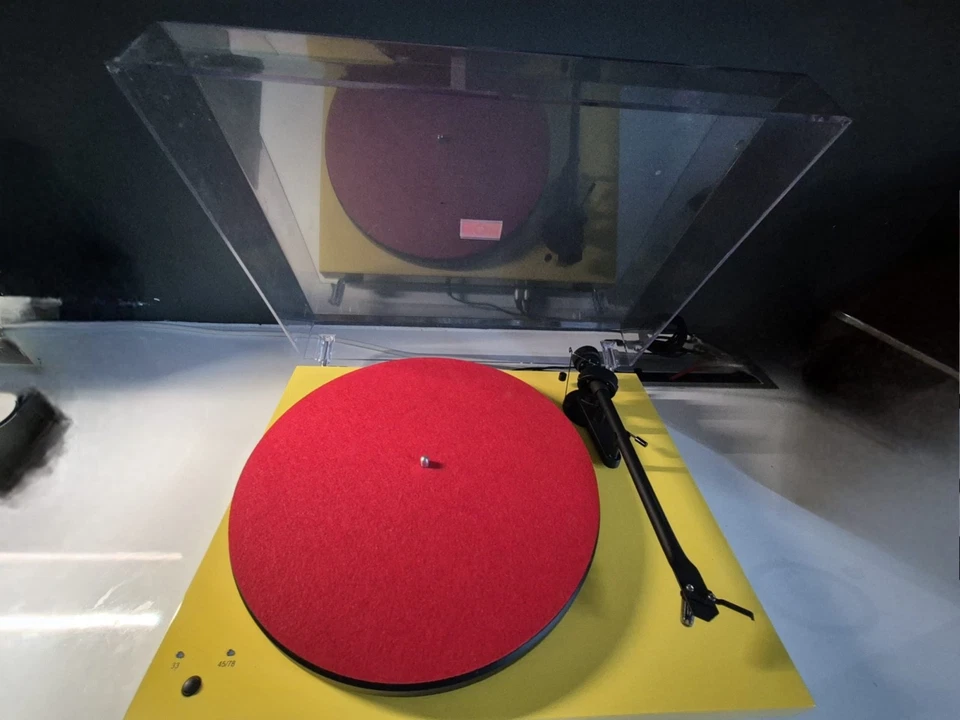 Pro-Ject Debut  Recordmaster Yellow RRP £599 With Manual - Image 3 of 4