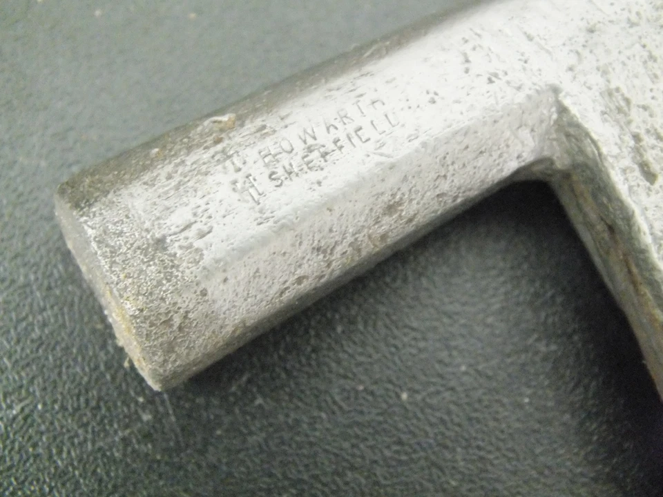 SMALL  VINTAGE CARPENTERS STRAPPED CLAW HAMMER BY J HOWARTH, SHEFFIELD - Image 3 of 4