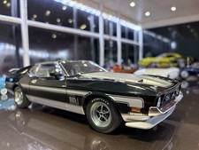 1/18 AUTOart 1971 Ford Mustang Mach 1. Mint I...