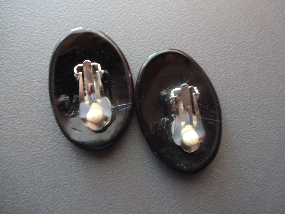 Pendientes de clip de celuloide Lucita ovalados de colección rosa negro llamativos Foto 4 de 4