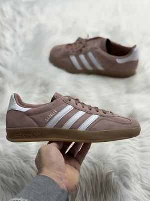 adidas gazelle silver green womens adidas Gazelle Indoor Magic Beige (Women's)