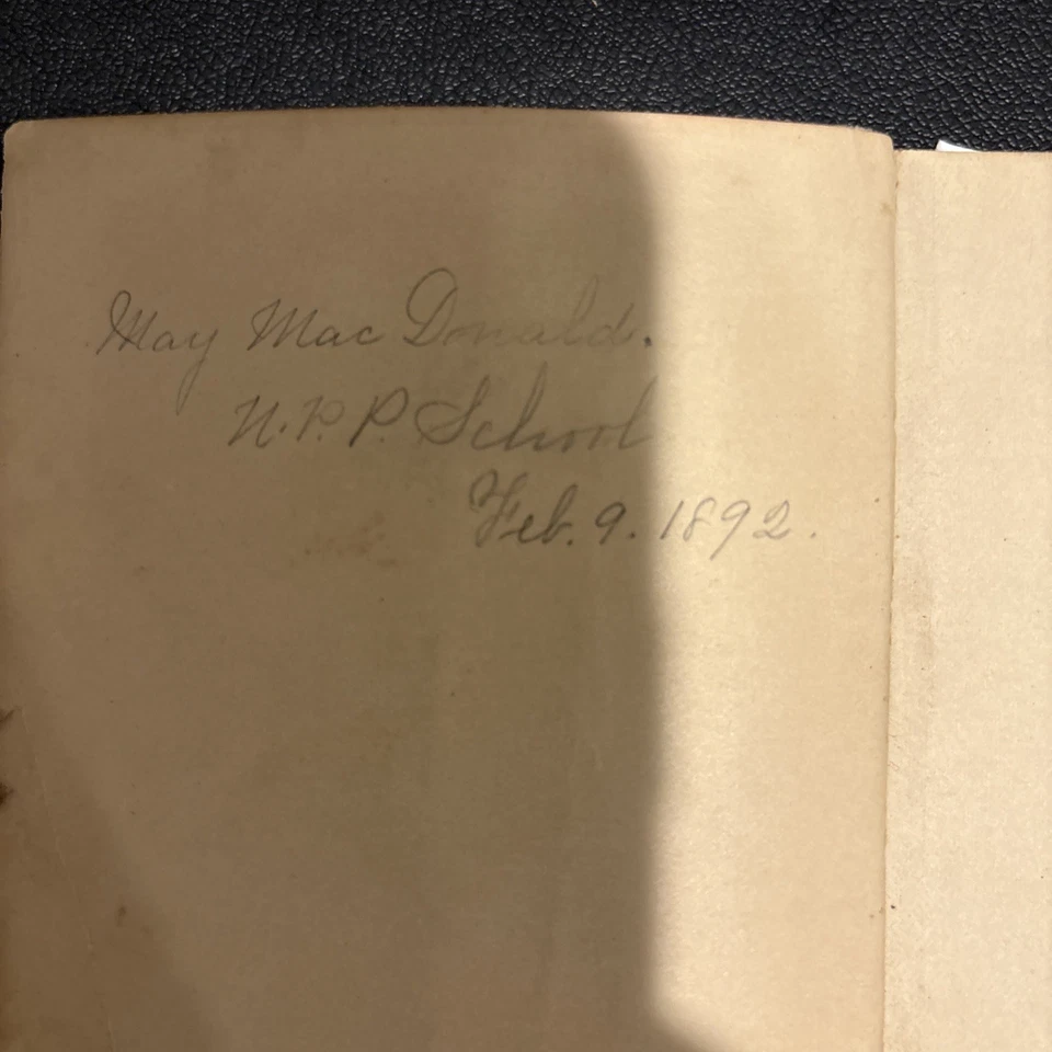 English Classics - Shakespeare's Merchant of Venice Copyright 1882 Antique Book - Imagem 4 de 4