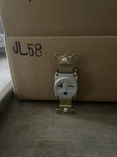 GRAY LEVITON 20 AMP 125V SINGLE RECEPTACLE
