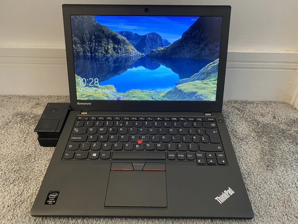 Lenovo ThinkPad X250 · i5-5300 · 8GB · 500GB, photo 1 of 5