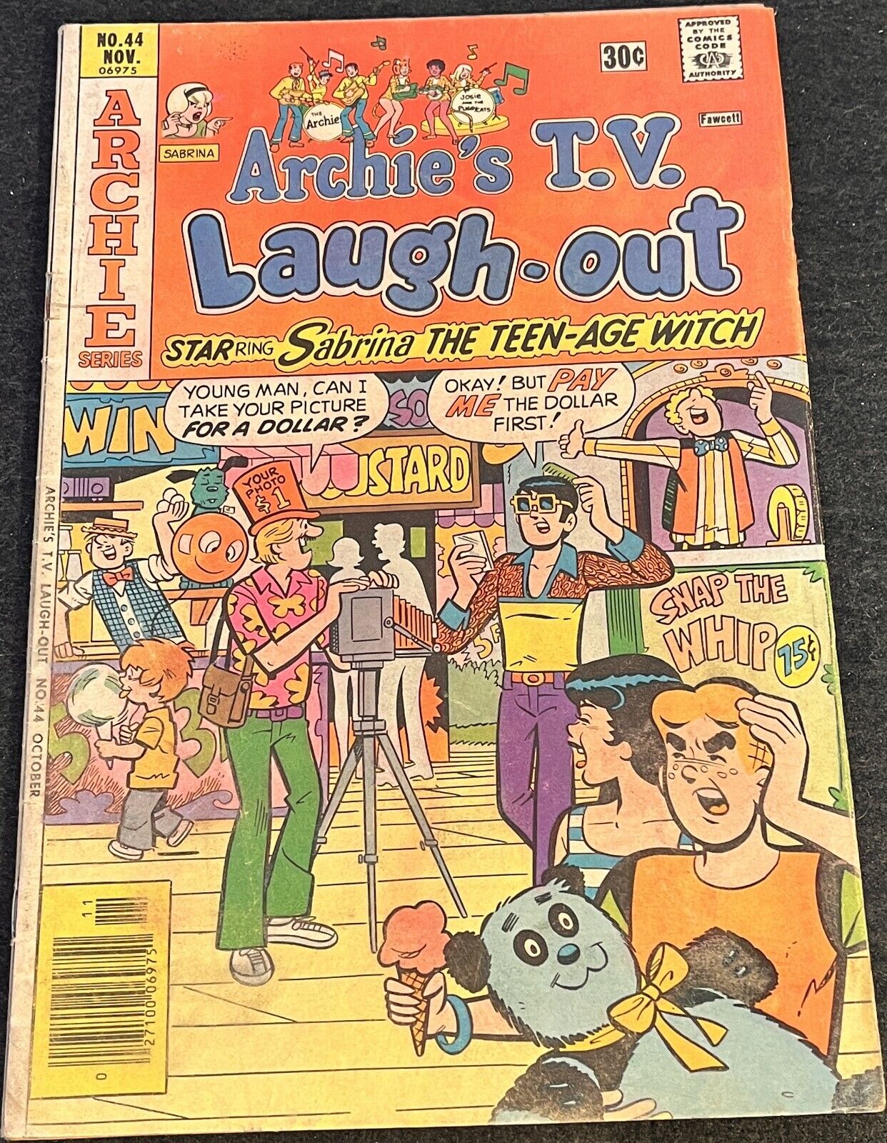 ARCHIE'S T.V. LAUGH-OUT Nov 1976 #44 ARCHIE Series COMIC Sabrina Teenage Witch