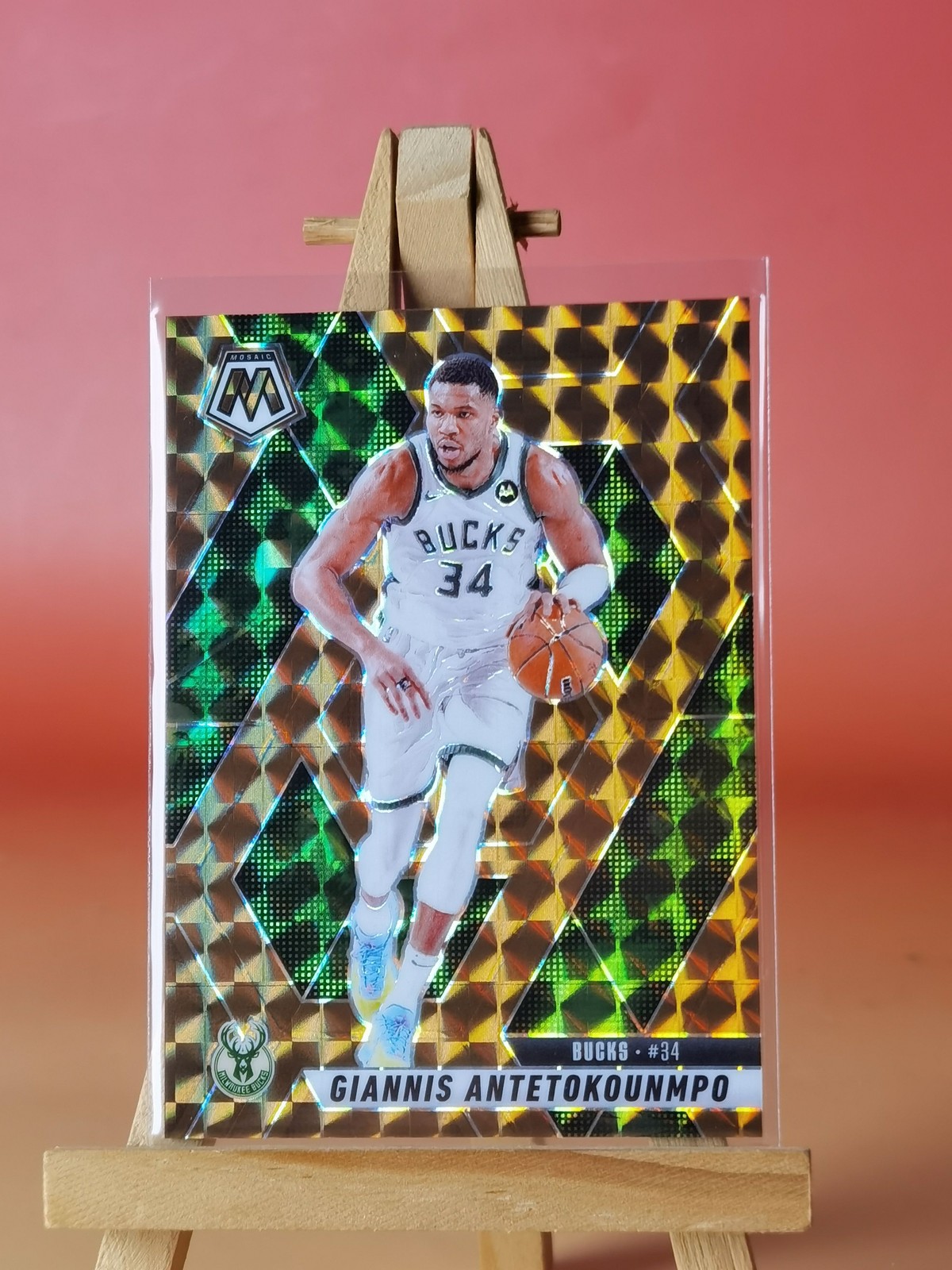 2024-25 Mosaic Basketball Giannis Antetokounmpo #13 Bronze Mosaic /75