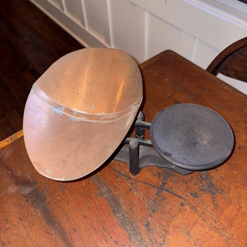 ANTIQUE VINTAGE CAST IRON CANDY SCALE Mercantile - Picture 2 of 5