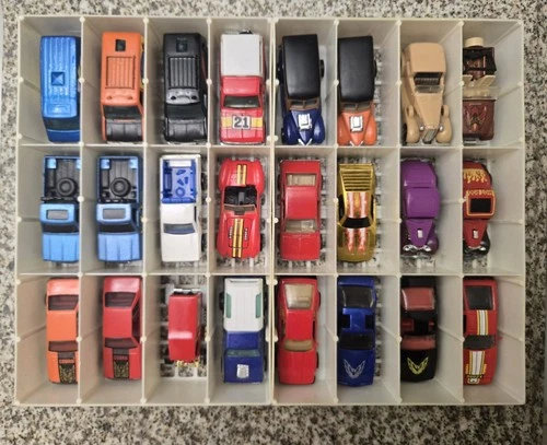Vintage Hot Wheels Blackwall Era Lot of 24 Cars and Trucks W/ Vintage Carry Case