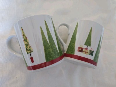 STUDIO NOVA Joyeux Noel Christmas Trees 2 Coffee Mugs Excellent Condition