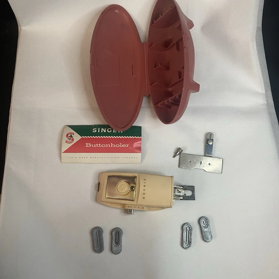 Vintage Singer Buttonholer Attachment No. 489500 No. 489510 With Templates &Case - Image 3 of 4