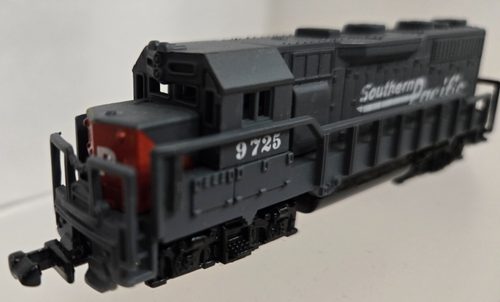 High Speed N Scale Southern Pacific Locomotive #9725 Model Train Dummy No 418 - Picture 3 of 7