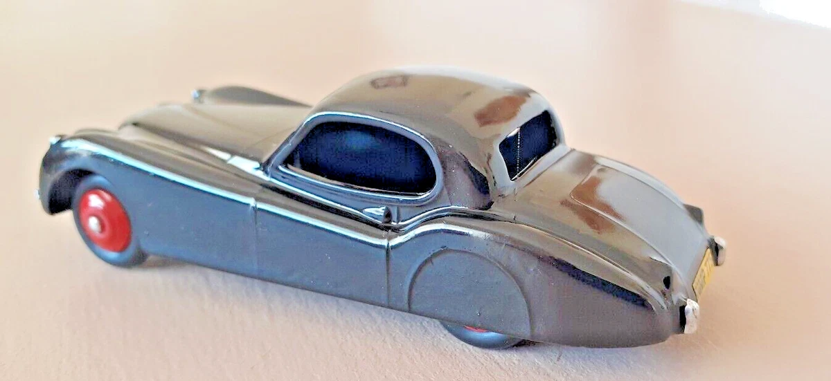 Dinky Toys 157 J.M.W. 2000 Tilux – Dans Sa Boîte D'origine – Neuf