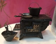 VTG Miniature Cast Iron NOVELTY Toy Cooking Stove Pots,Pans,2 1/8" 4"