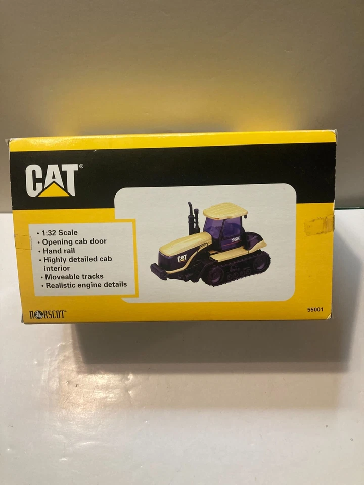 NEW 1998 Norscot Caterpillar Challenger 95E Agricultural Tractor 1:32 55001 - Image 4 of 4