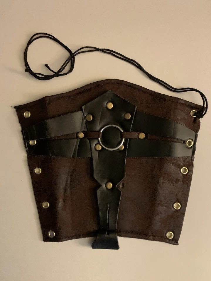 RUBÍES DIOSES Y DIOSAS PIERNA ROMANA ESPINILLERAS GUARDIAS Edad 14+ Acceso a Disfraz Nuevo en Paquete Foto 3 de 4