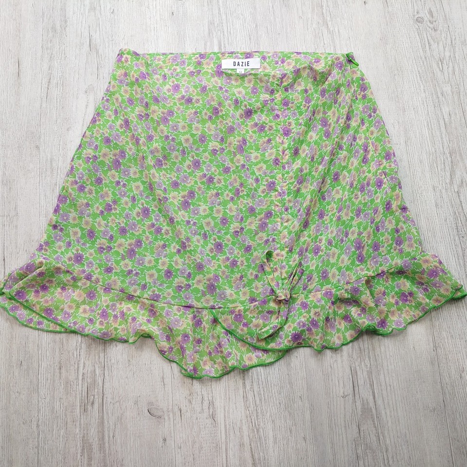 Dazie Green Floral Ruffle Mini Skirt 12 Zip Closure Lined Spring Style Casual
