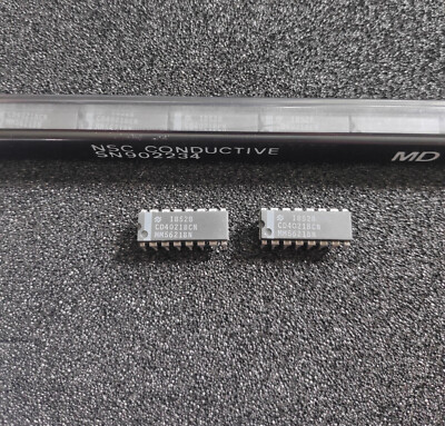 4 Stück/pcs - CD4021BCN - NSC DIP16 - 8-Stage Static Shift Register MM5621BN