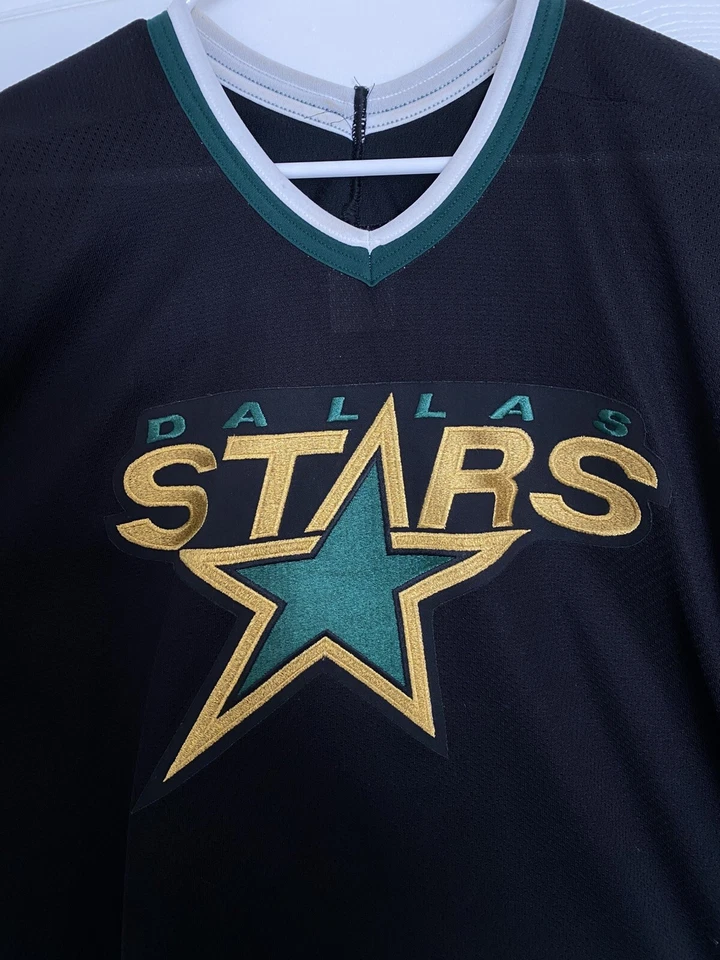Vintage CCM Dallas Stars Mike Modano Hockey Jersey - Image 3 of 4