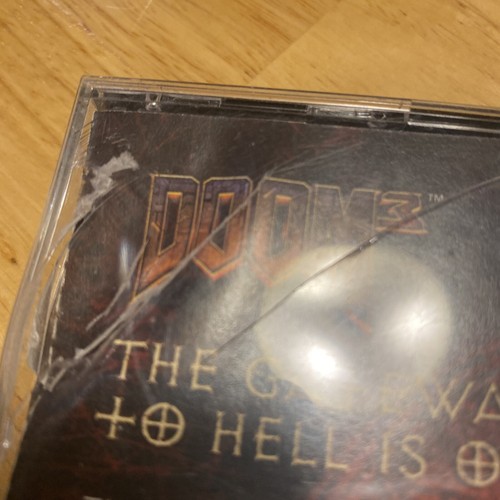 Doom 3 + Resurrection of Evil Expansion Pack PC Small read - Picture 3 of 6
