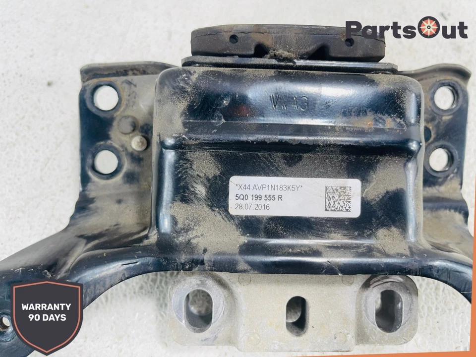 Soporte de montaje de caja de cambios de transmisión Audi Volkswagen A3 Golf R 2017-18 5Q0199555T Foto 4 de 4