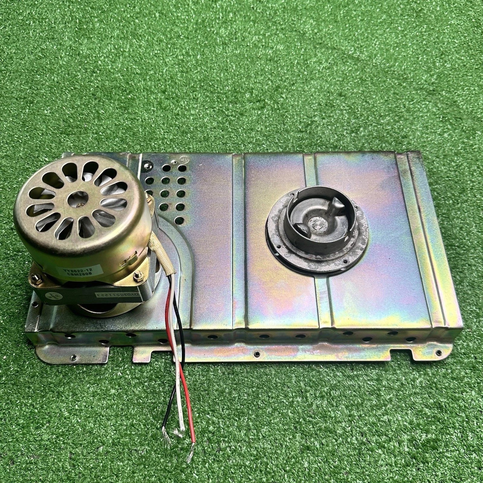Breadman Ultimate TR2200C Main Drive Motor & Belt Assembly - YY8622-12 CBM260B