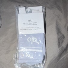 Alo Yoga Unisex Crew Logo Socks Size L Frost White Brand new 100 Authentic