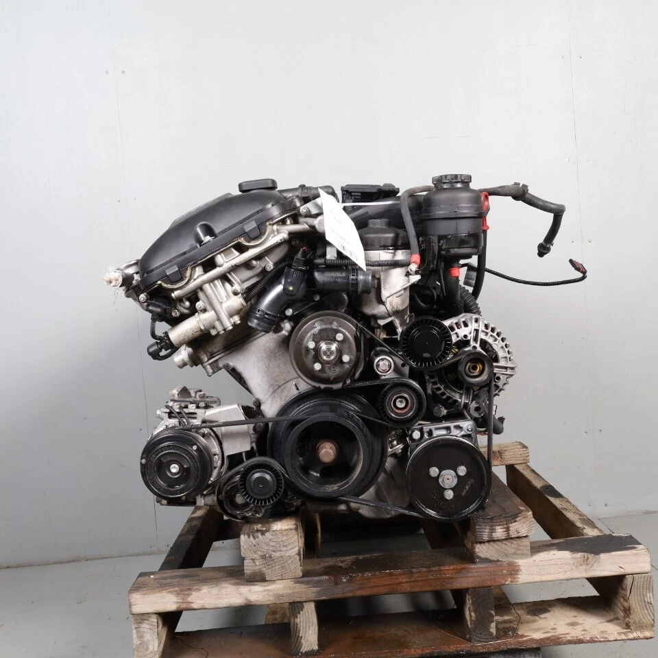 2003-2005 BMW 325i Z4 M54 Engine Motor 157k Miles OEM Used - Image 3 of 4
