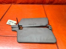 94-01 Acura Integra Interior Sun Visors Pair Left Driver Right Pass Oem 340 94-01 Acura Integra Interior Sun Visors Pair Left Driver Right Pass Oem 340