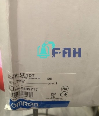 1pc Omron ZW-CE10T new Fiber coaxial displacement sensor Fast delivery DHL