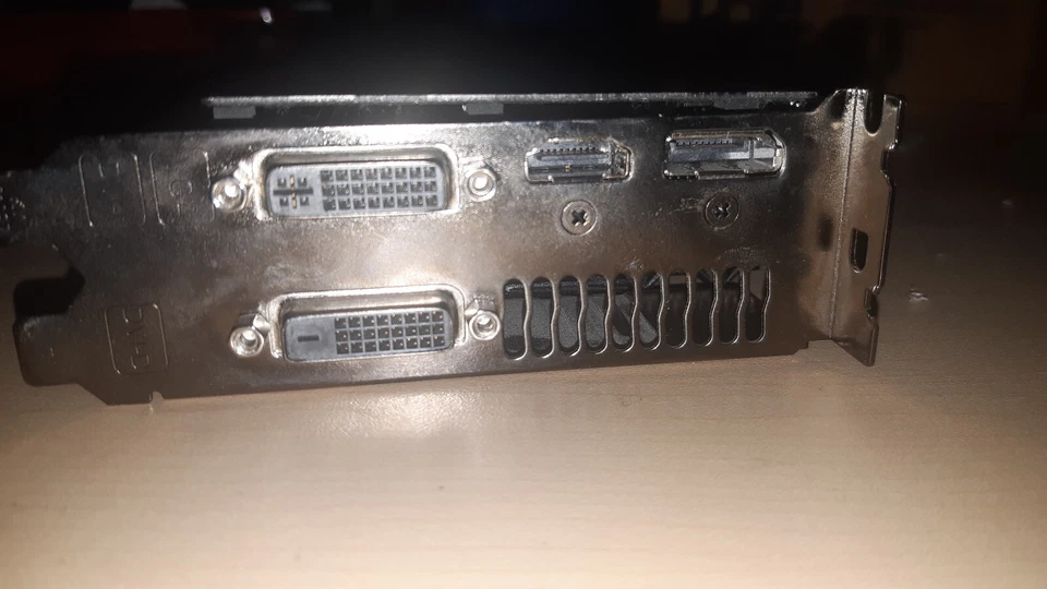 ASUS GeForce GTX 670 DirectCU II 2Gb FOR PARTS - Image 3 of 3