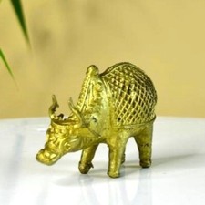 Golden Brass Ox Figurine – 10cm Shimmer Decor for Living Room & Gifting